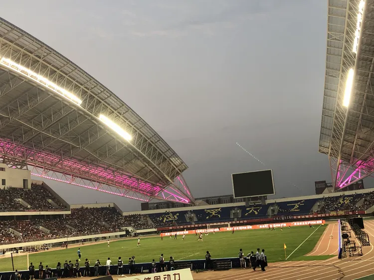 AYX- 伐清灰熊猫笔趣阁 